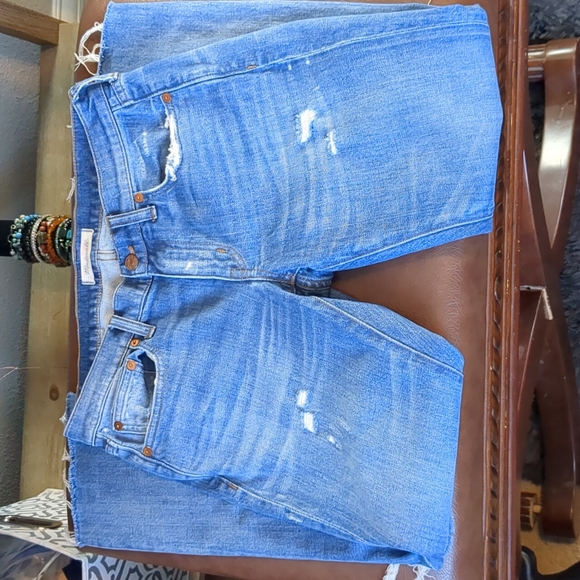 Madewell Distressed Cropped "The Slim Boyfriend" Light Blue Mid Rise Size 25 - Picture 8 of 11